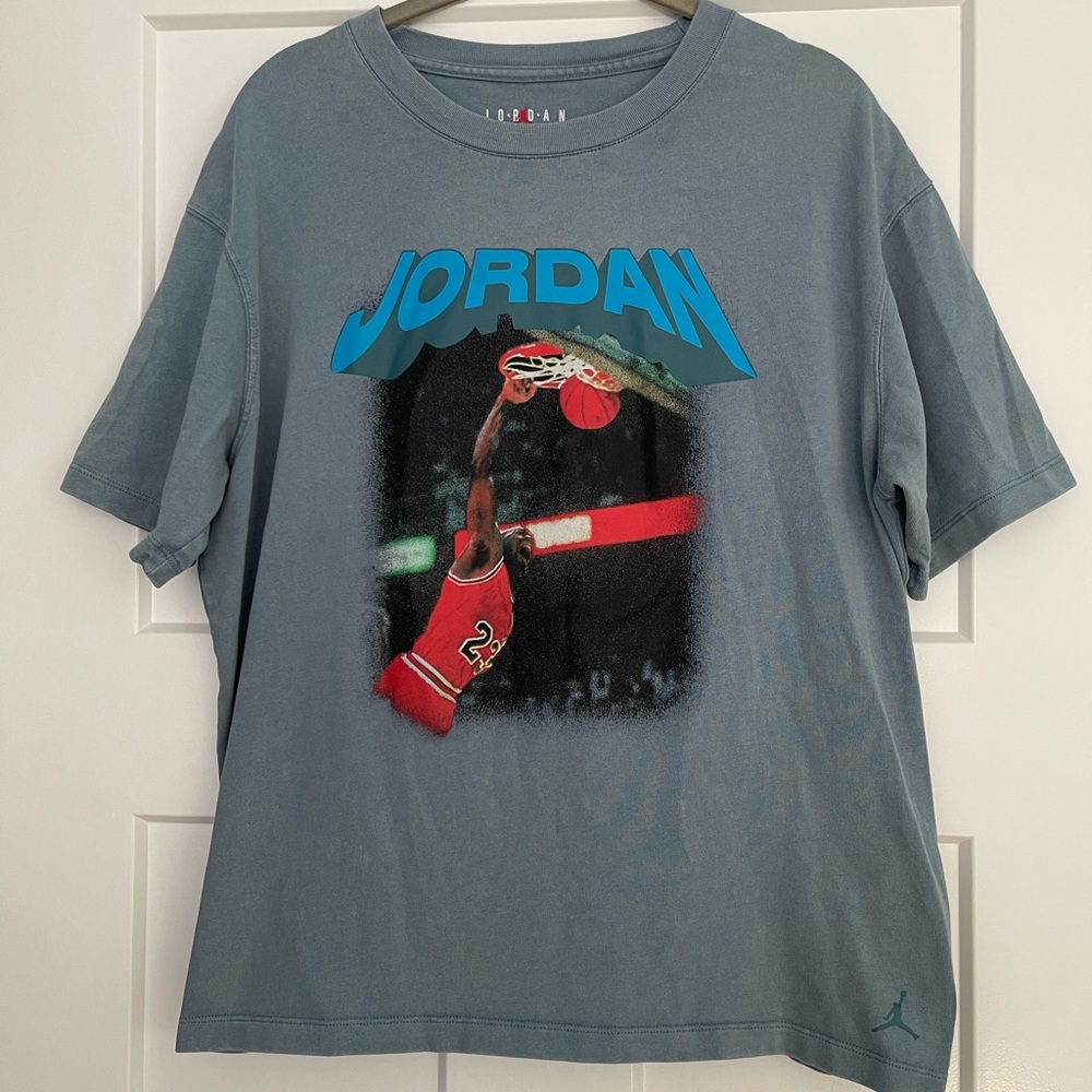 Jordan (Her)itage Women's Graphic T-Shirt in Ozone Blue